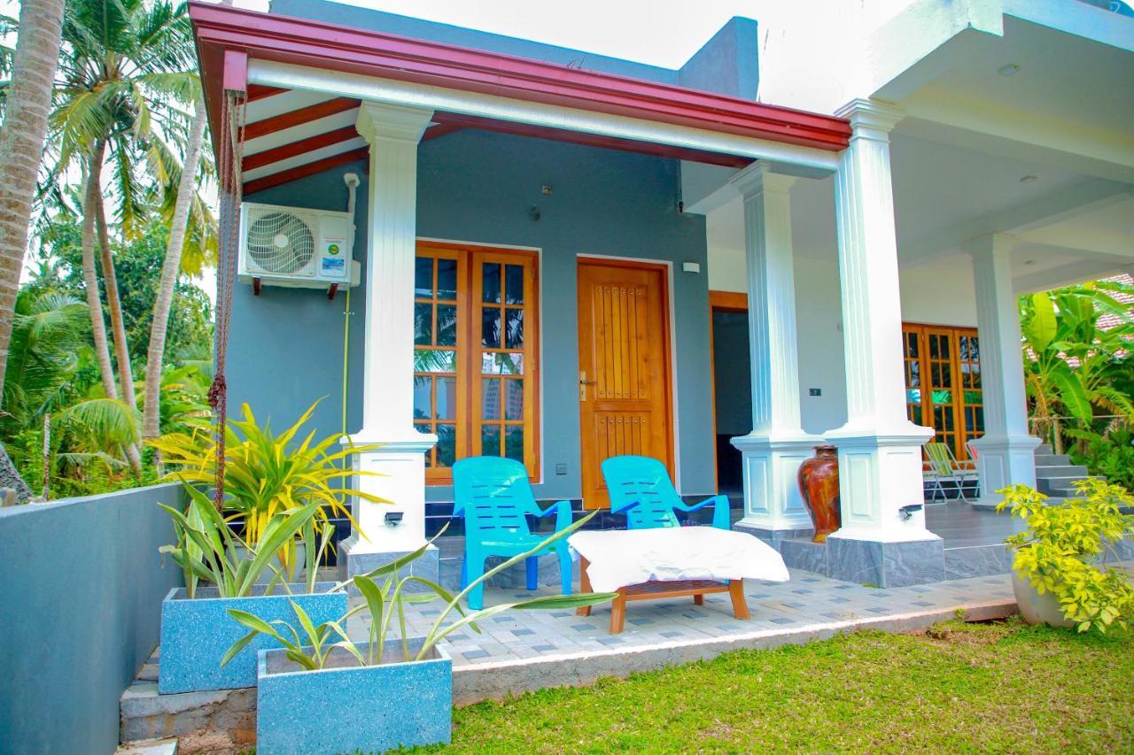 Maha Oya Lodge Wayikkal Exterior photo